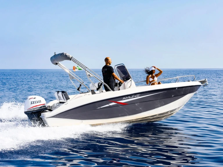 Pronajmout si Trimarchi AMUNI v Taormina