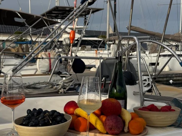 Pronájem Plachetnice Bavaria s licencí