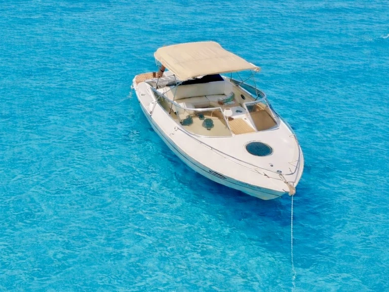 Pronajmout si Cranchi Ellipse 21 v Španělsko