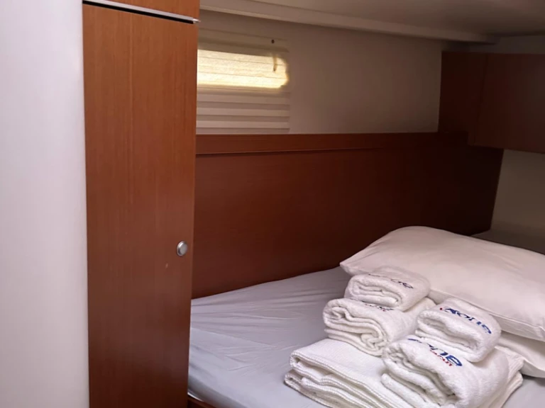 Pronajmout Plachetnice se skipperem či ne Hanse v Fethiye