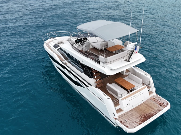 Pronajmout Motorová loď se skipperem či ne Prestige v Ajaccio