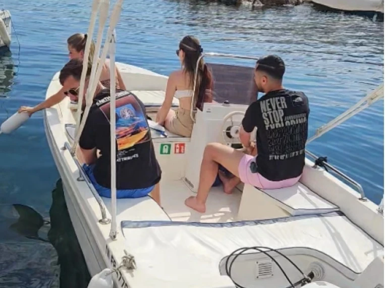 Pronájem jachty v Cannes -Selva Selva T 4.8 na Samboatu