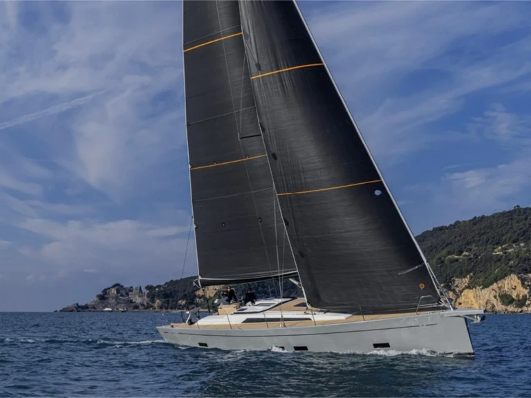 Pronajmout si  Grand Soleil 48 v Favignana