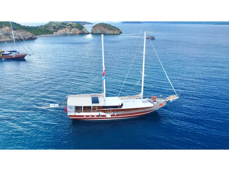 Pronajmout si  Bluefest - Premium Gulet v Fethiye