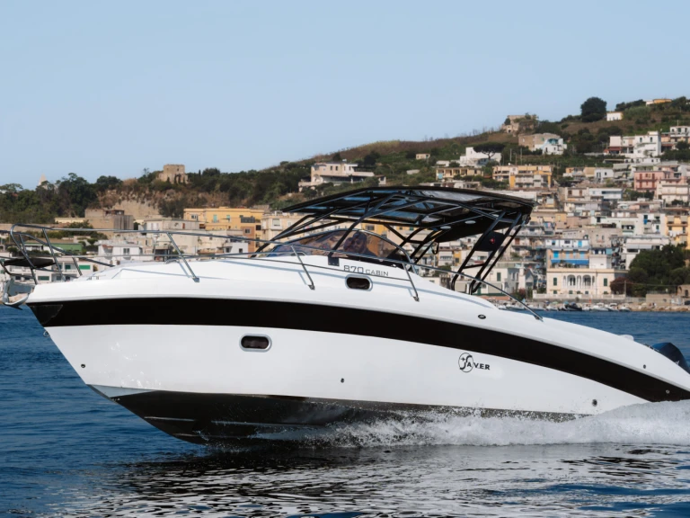 Pronájem Motorová loď Saver s licencí