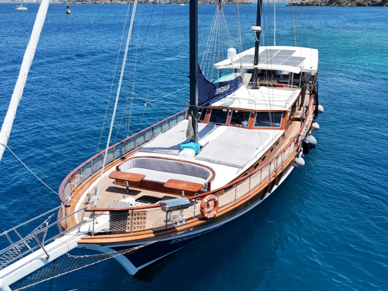 Pronájem Plachetnice  s licencí