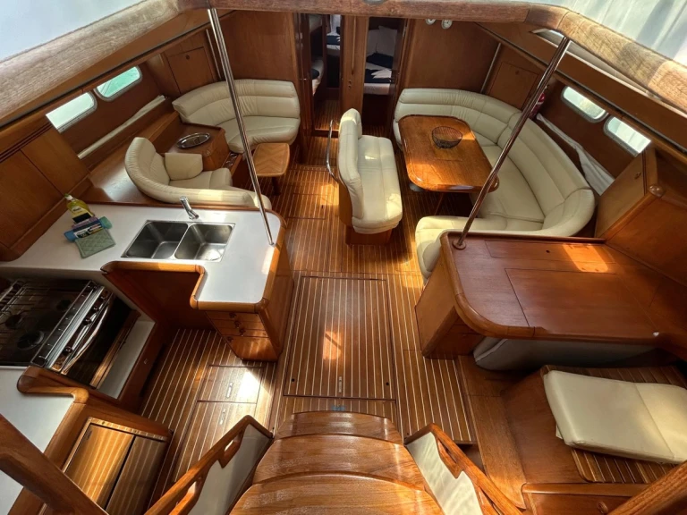 Pronájem lodi Jeanneau Sun Odyssey 54 DS v Cugnana Verde na Samboatu