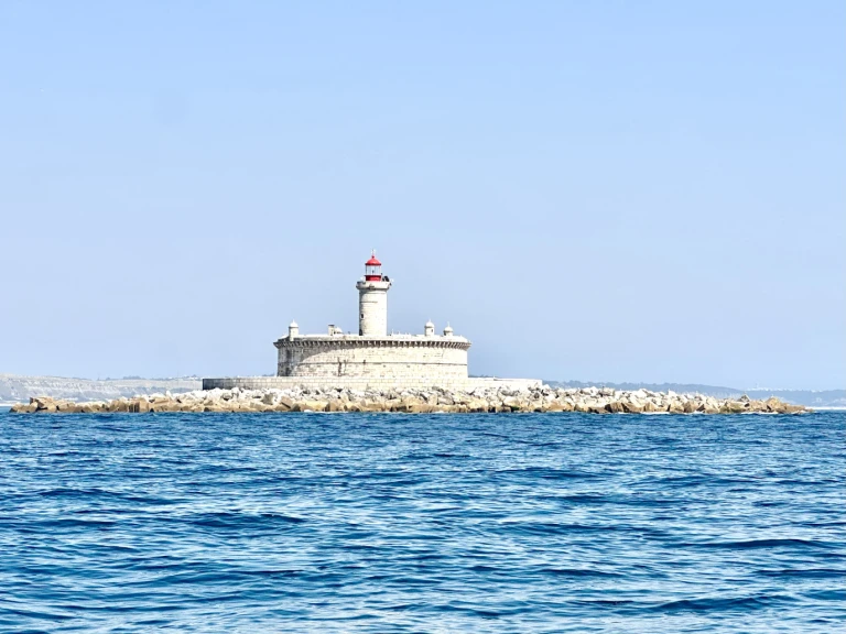 Pronájem Vodní skútr Sea-Doo s licencí