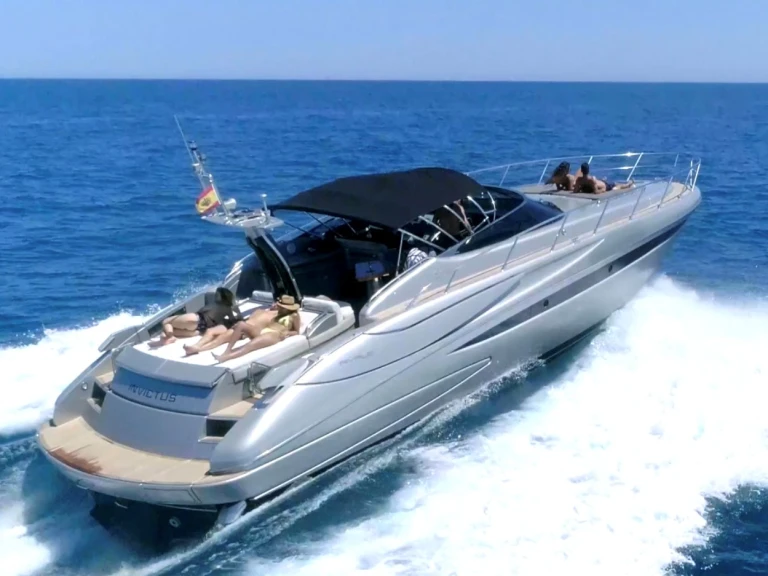 Pronajmout Motorová loď se skipperem či ne Riva v Marina Botafoch