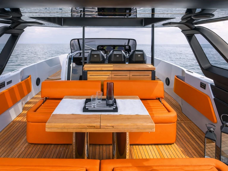 Pronajmout Motorová loď se skipperem či ne Cranchi v Portisco