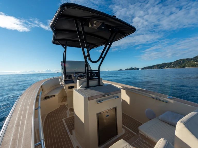 Pronájem lodi Lilybaeum Levanzo 25 v Cascais na Samboatu