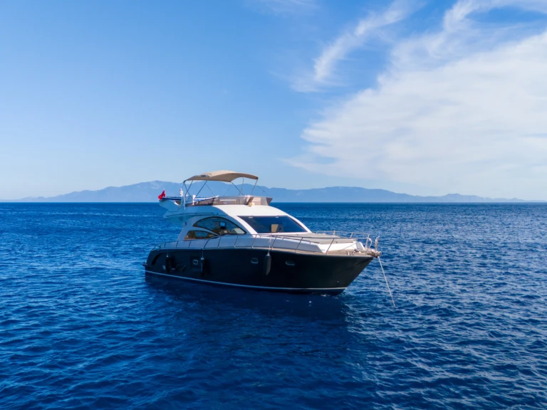 Pronájem lodi Sancak 56 v Gümbet na Samboatu