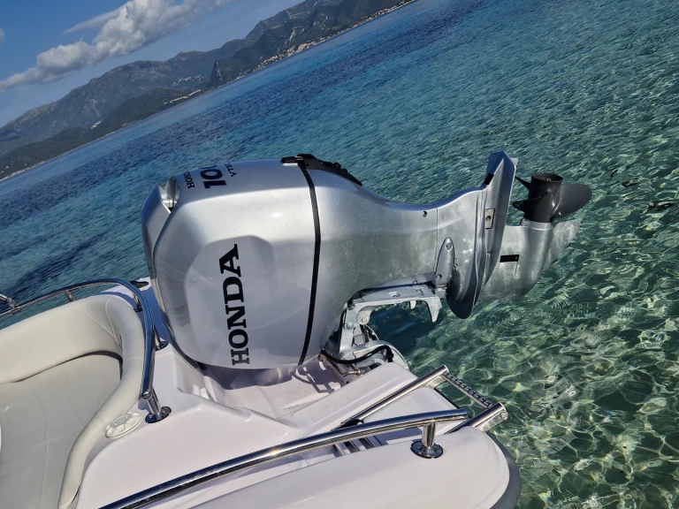 Pronájem jachty v Saint-Florent -4XC H19CC na Samboatu