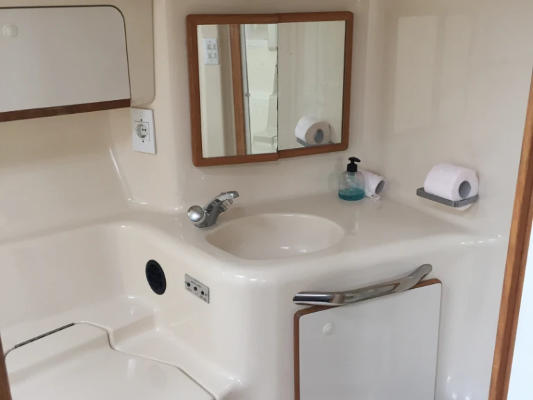 Pronájem lodi Las Tres Cales lákavé ceny Sea Ray 450 Sundancer