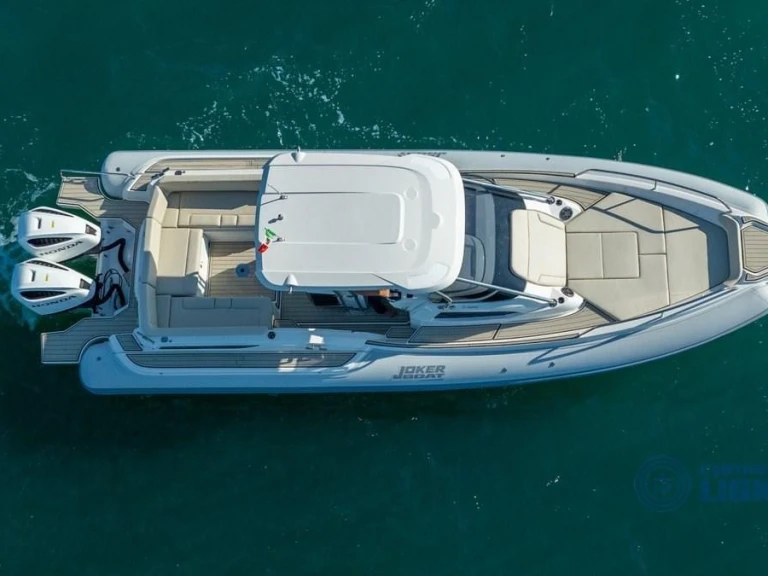 Pronájem lodi Joker Boat Clubman 32 v La Maddalena na Samboatu