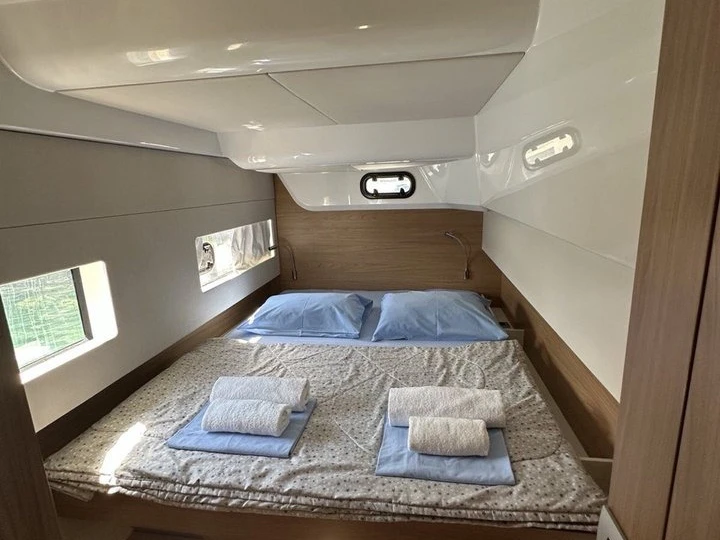 Pronajmout si Bali Bali Catsmart (6 cab.) v Tivat