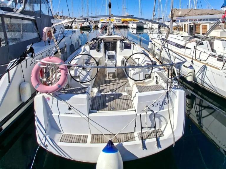 Pronájem Plachetnice v Propriano -Jeanneau Sun Odyssey 389 (3 cab.)