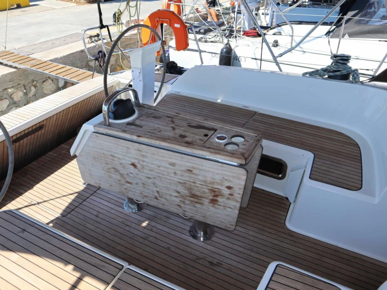 Pronájem lodi Lefkáda lákavé ceny Cruiser 46