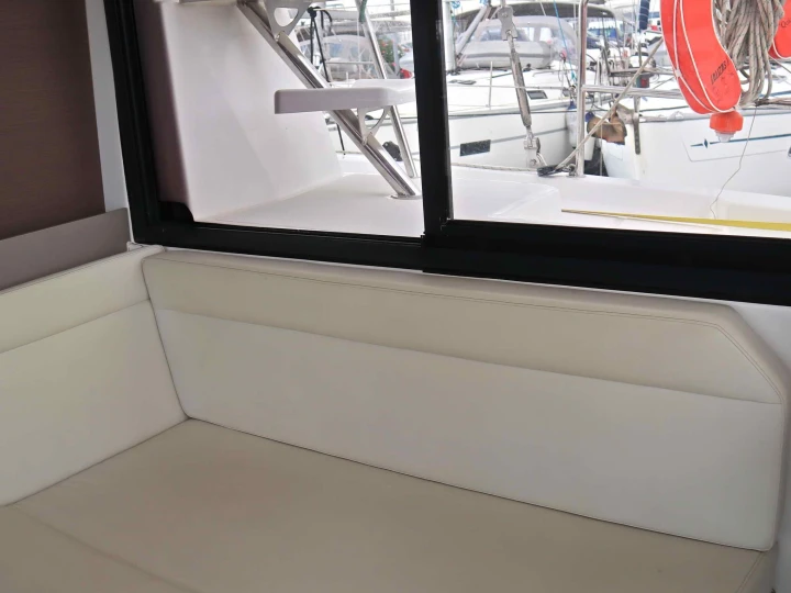 Bali Bali 4.1 jednotlivci a charterové společnosti v Paros (ostrov)