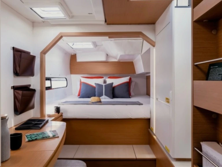 Pronájem lodi Lefkáda lákavé ceny Excess 11 (6 cab.)