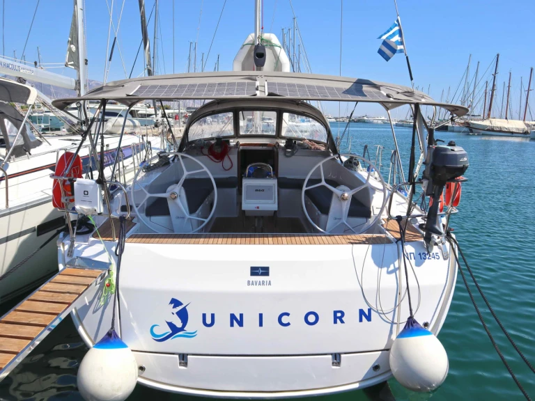 Pronájem lodi Bavaria Cruiser 46 v Alimos na Samboatu