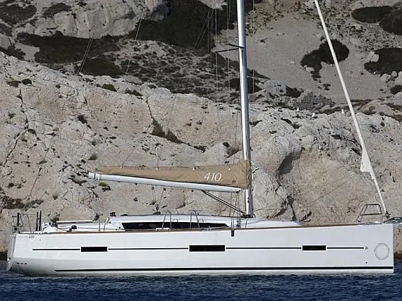 Pronajmout Plachetnice se skipperem či ne Dufour v Alimos