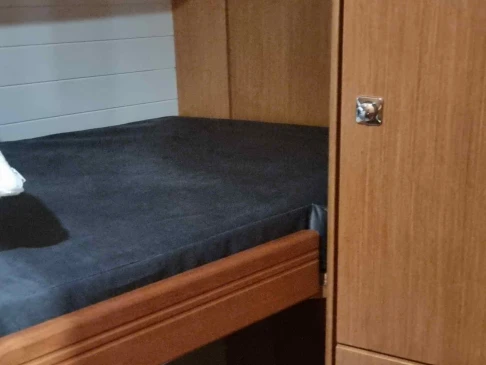 Pronajmout si Bavaria Bavaria Cruiser 51 (5 cab.) v Skiathos