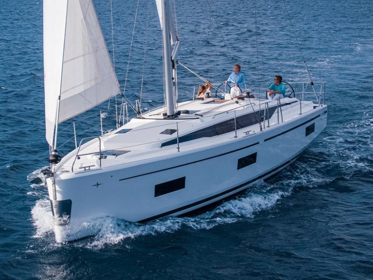 Pronájem jachty v Lefkáda -Bavaria Bavaria C42 (3 cab.) na Samboatu