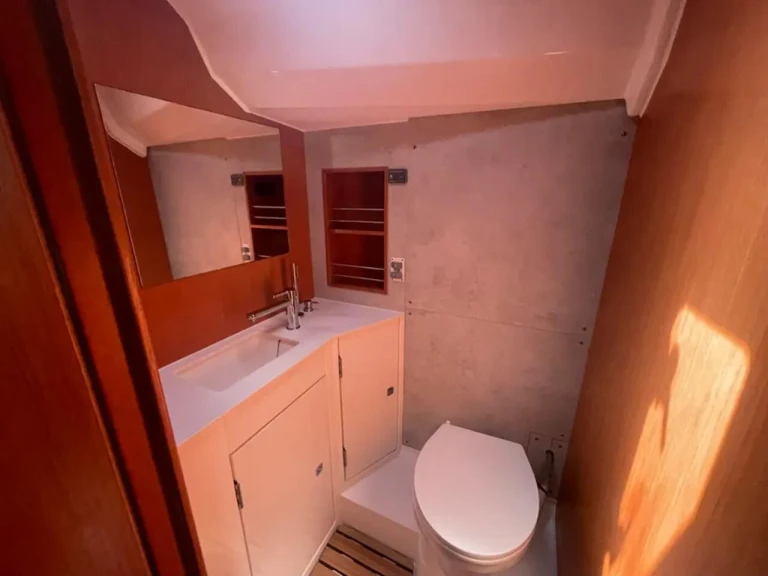 Pronájem Plachetnice v Paros (ostrov) -Bavaria Bavaria C42 (3 cab.)