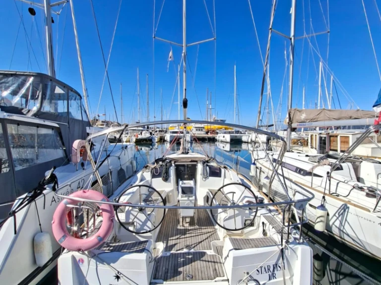 Plachetnice k pronájmu v Propriano za nejlepší cenu