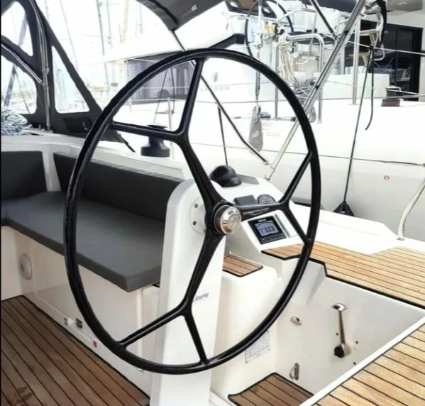 Pronájem jachty v Lefkáda -Bavaria Bavaria C42 (3 cab.) na Samboatu