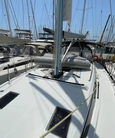 Pronájem Plachetnice v Alimos -Bavaria Bavaria C42 (3 cab.)