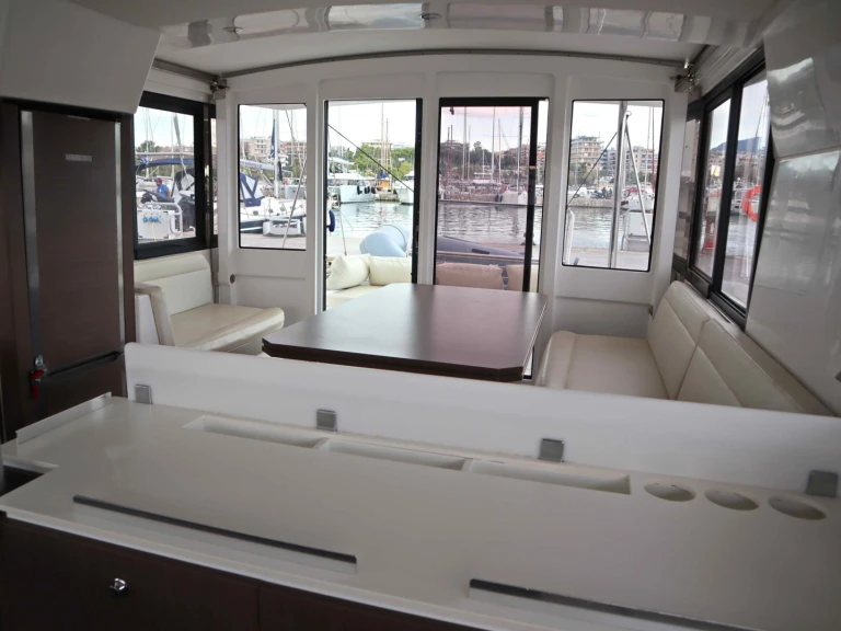 Pronájem lodi Bali Bali 4.1 v Paros (ostrov) na Samboatu