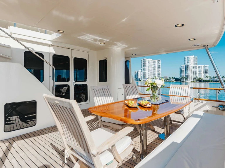 Pronájem lodi Marlow VIRGINIA SEA v Miami na Samboatu
