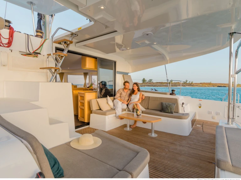 Pronájem Katamarán v Volos -Lagoon Lagoon 42 (6 cab.)