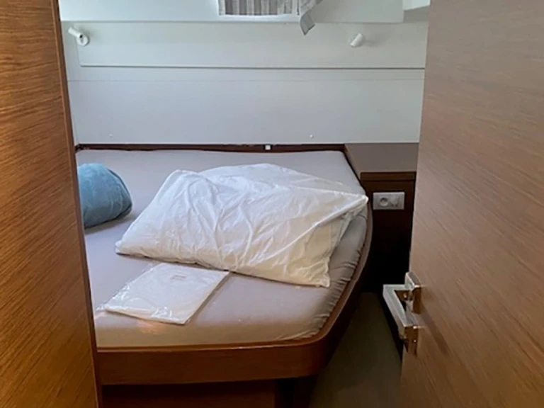 Pronajmout si Lagoon Lagoon 40 v Bormes-les-Mimosas