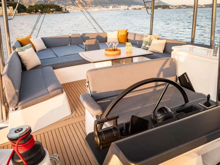 Pronájem Jachta v Nassau -Bali PORTFOLIO