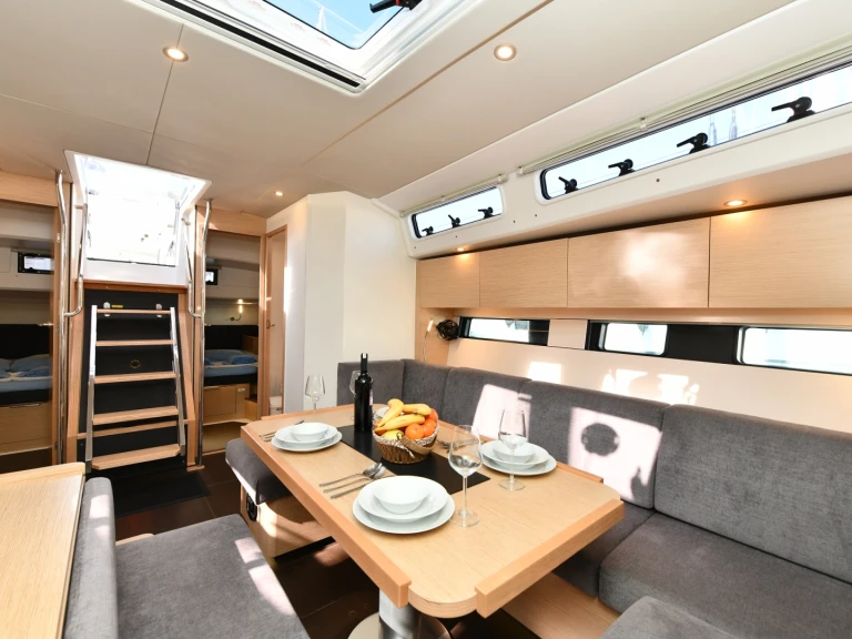 Pronajmout si Hanse Hanse 460 v Göcek 