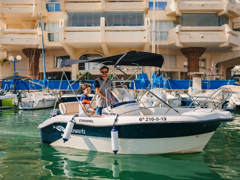 Pronájem jachty v Benalmádena -Mareti 450 open na Samboatu