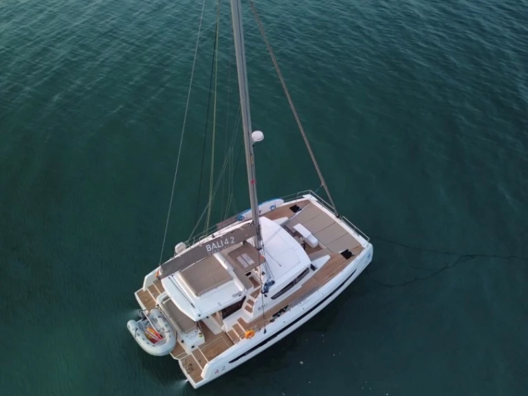 Pronájem lodi Bali Bali 4.2 v Santa Cruz de Tenerife na Samboatu