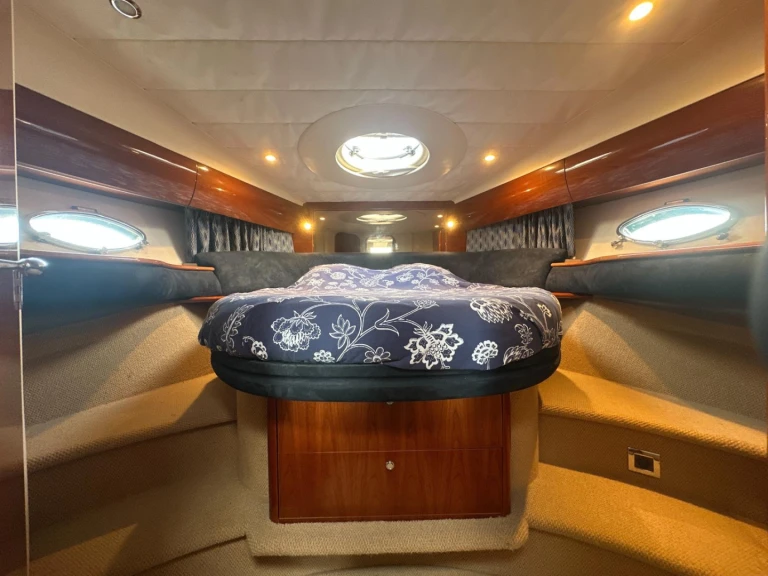 Pronájem lodi Golfe-Juan lákavé ceny Princess V50