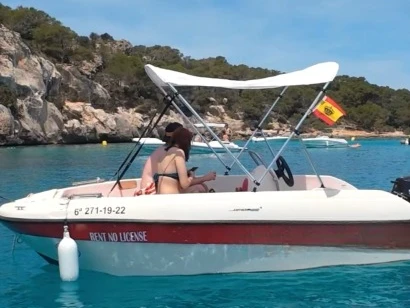 Pronájem lodi Compass 135 CC v Cala Galdana na Samboatu