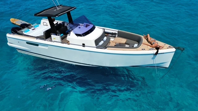 Fjord Fjord 38 Express jednotlivci a charterové společnosti v Ibiza Town