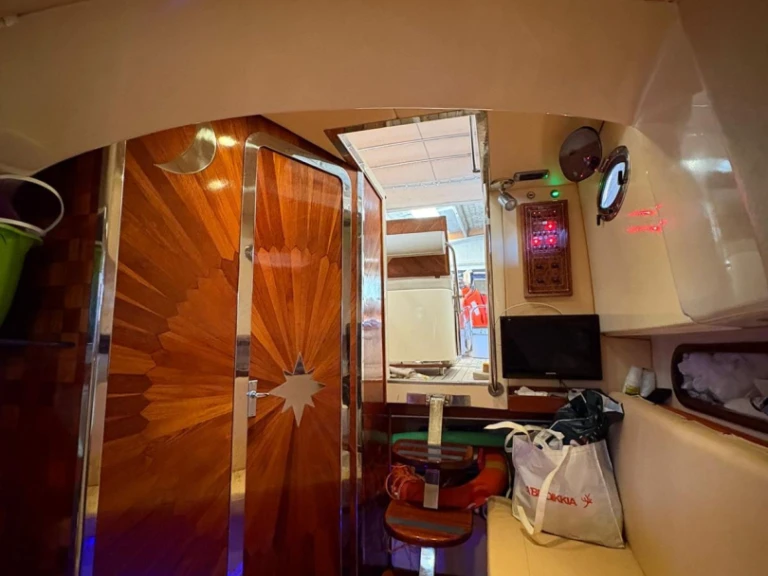 viveur 850 jednotlivci a charterové společnosti v Capri