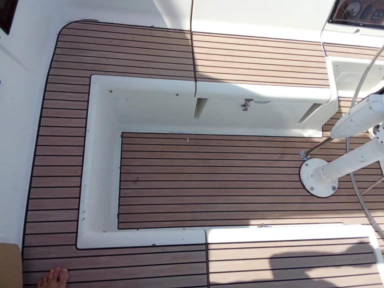 Pronájem jachty v Baie de Bandol -Jeanneau Sun Magic 44 na Samboatu