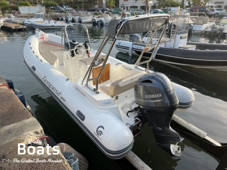 Pronájem jachty v Les Issambres -Selva Selva D600 S Line na Samboatu