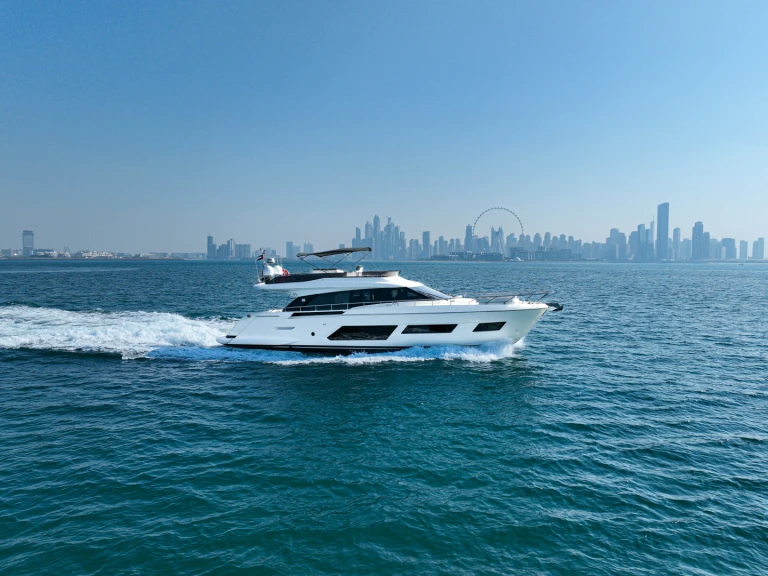 Pronájem jachty v Dubai Marina -Ferretti FERRETTI 670 na Samboatu