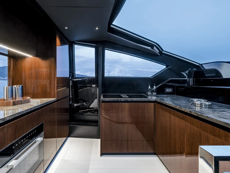 Jachta k pronájmu v Dubai Marina za nejlepší cenu