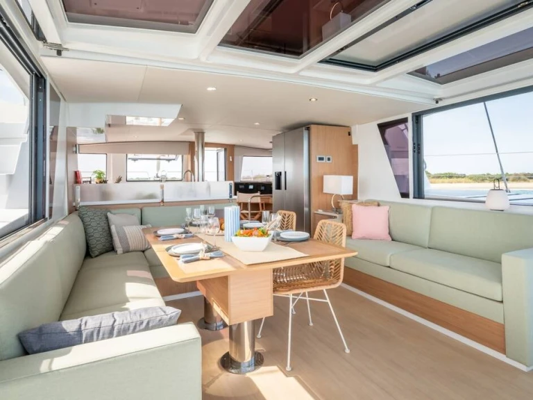 Pronájem lodi Bali Bali 4.6 v Raiatea Island na Samboatu