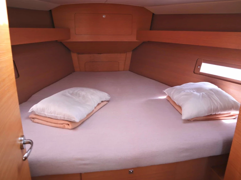 Pronájem lodi Dufour Dufour 382 Grand Large v Alimos na Samboatu